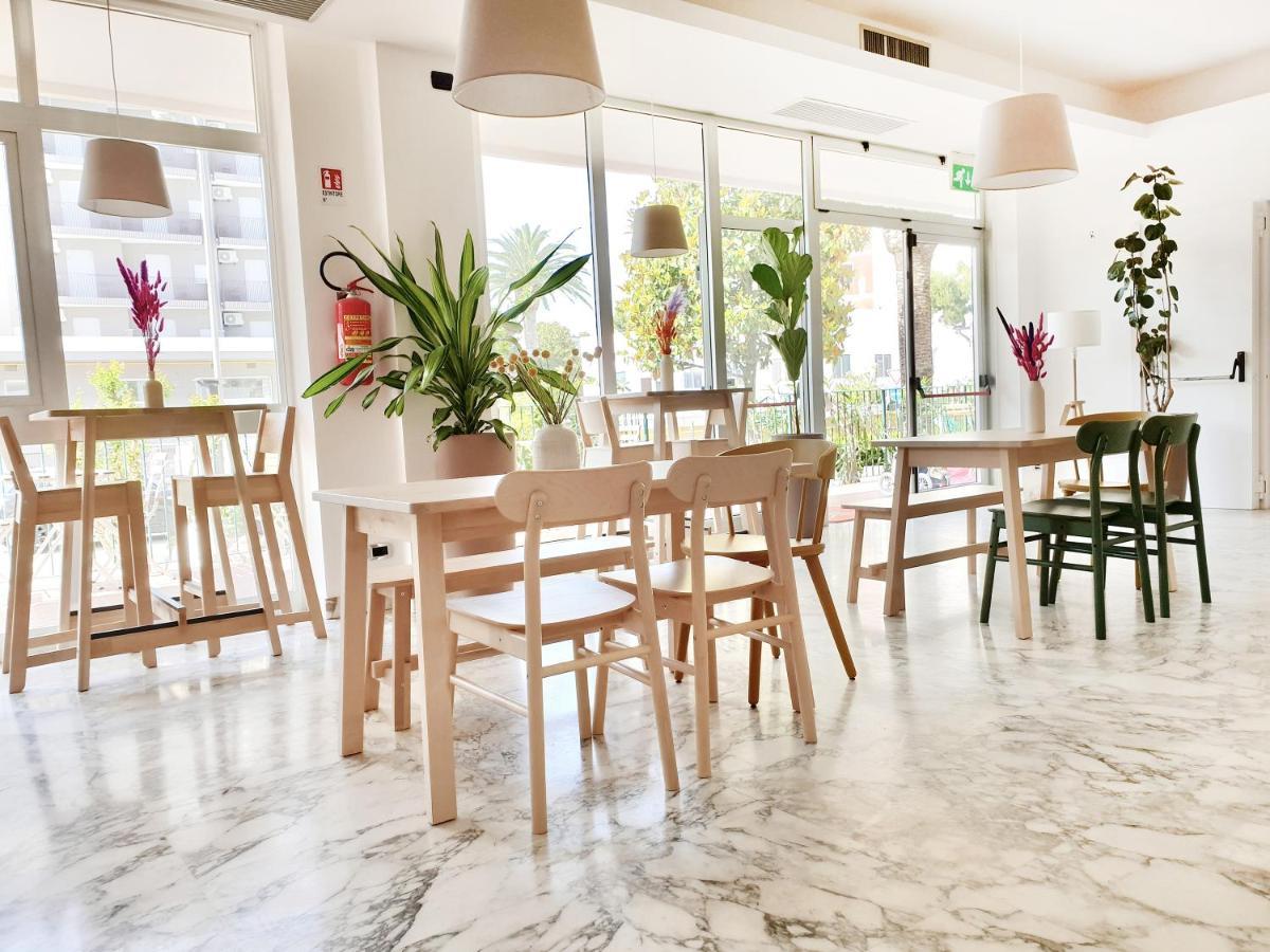 Hotel Blumen San Benedetto del Tronto Exterior photo
