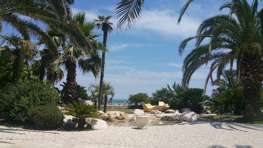 Hotel Blumen San Benedetto del Tronto Exterior photo